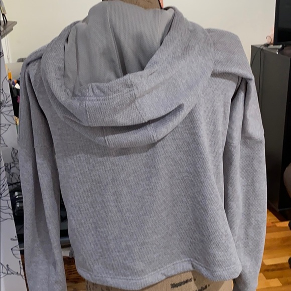 Adidas Grey Climawarm Hooded SweatShirt Size Small - Picture 5 of 5